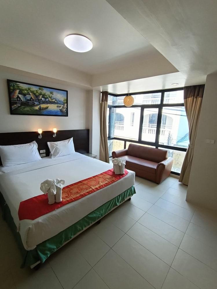 Amici Miei Guest House Phuket Εξωτερικό φωτογραφία